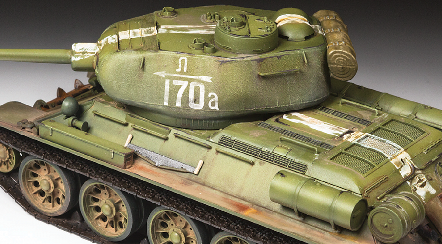 Модель сборная советский средний танк т-34/85 образца 1944 г