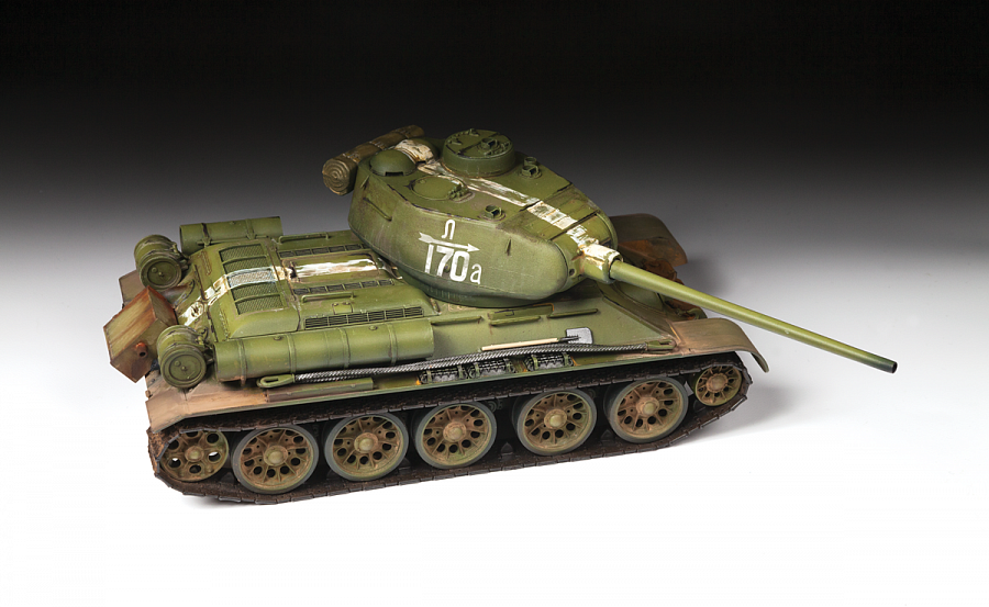Модель сборная советский средний танк т-34/85 образца 1944 г