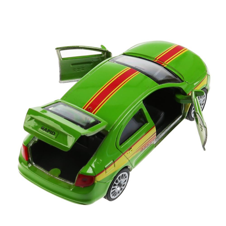 Машина Skoda rapid спорт